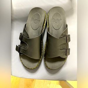 Dr.Marten Sandals